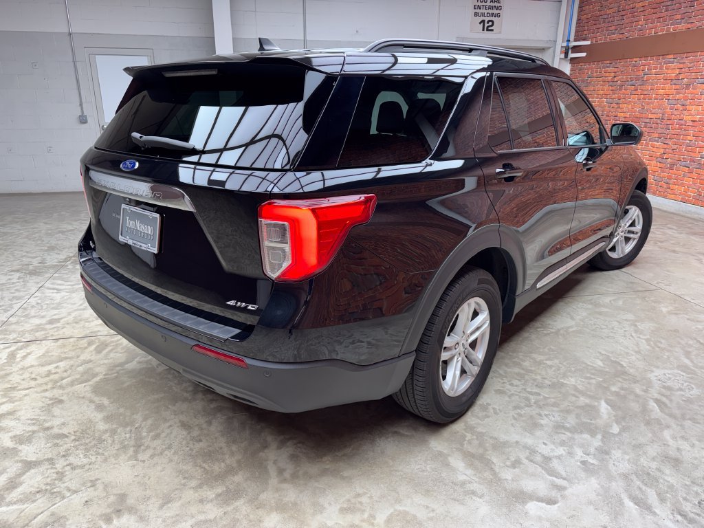 Certified 2024 Ford Explorer XLT AWD/4WD image 5