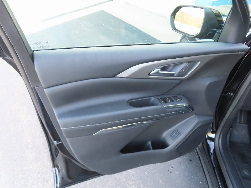 New 2026 Chevrolet Traverse LT w/ Driver Confidence Package image 20