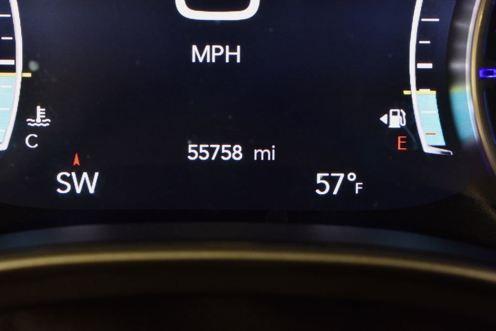 Used 2020 Chrysler Pacifica Touring-L Plus image 21