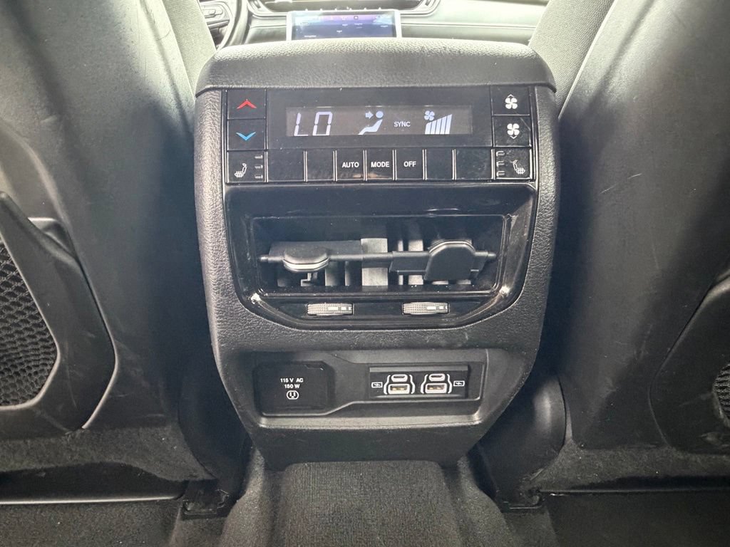 Certified 2021 Jeep Grand Cherokee L Limited AWD/4WD image 35