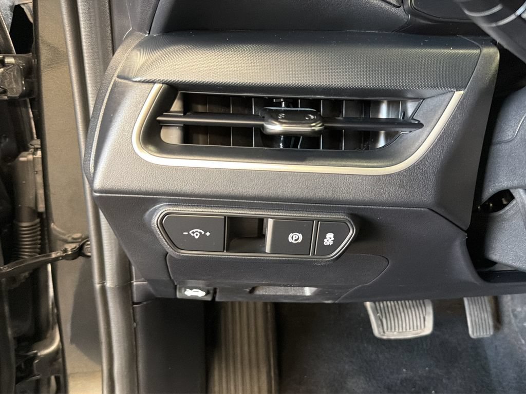 Used 2026 Kia K4 FWD image 16
