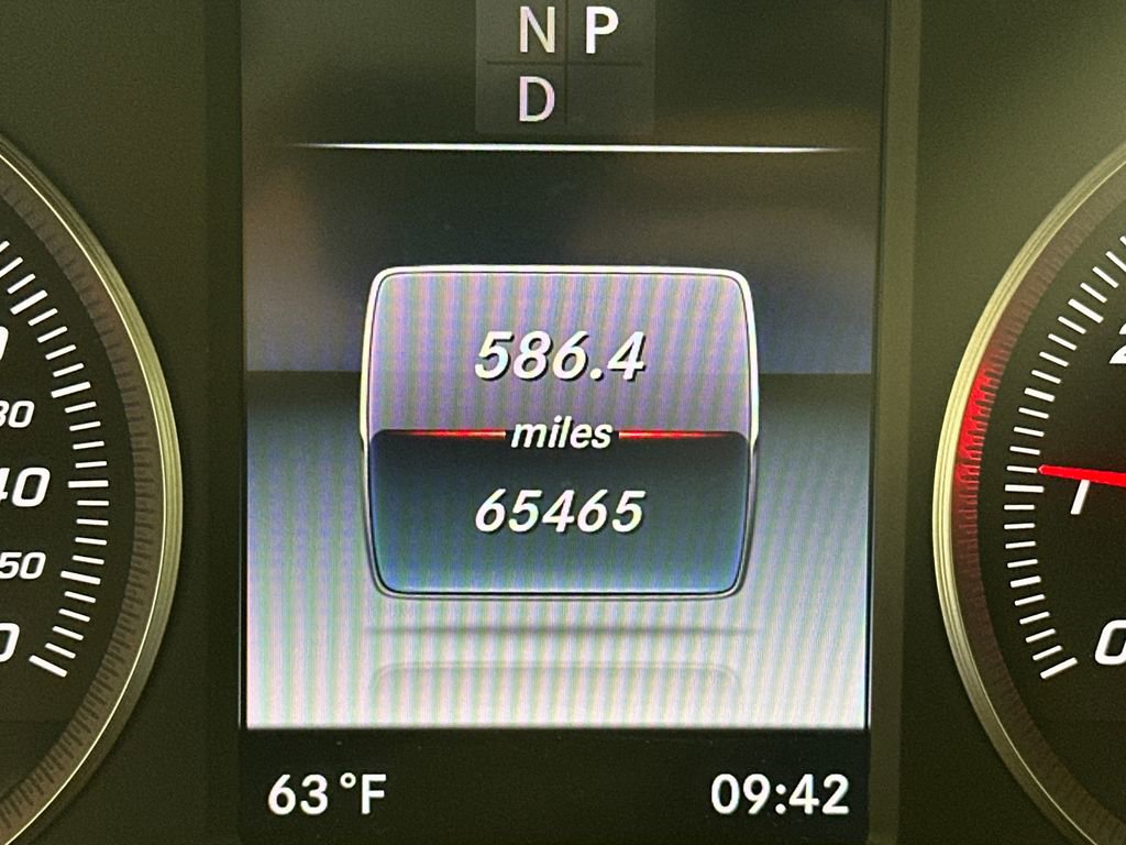 Used 2016 Mercedes-Benz GLC 300 4MATIC image 4
