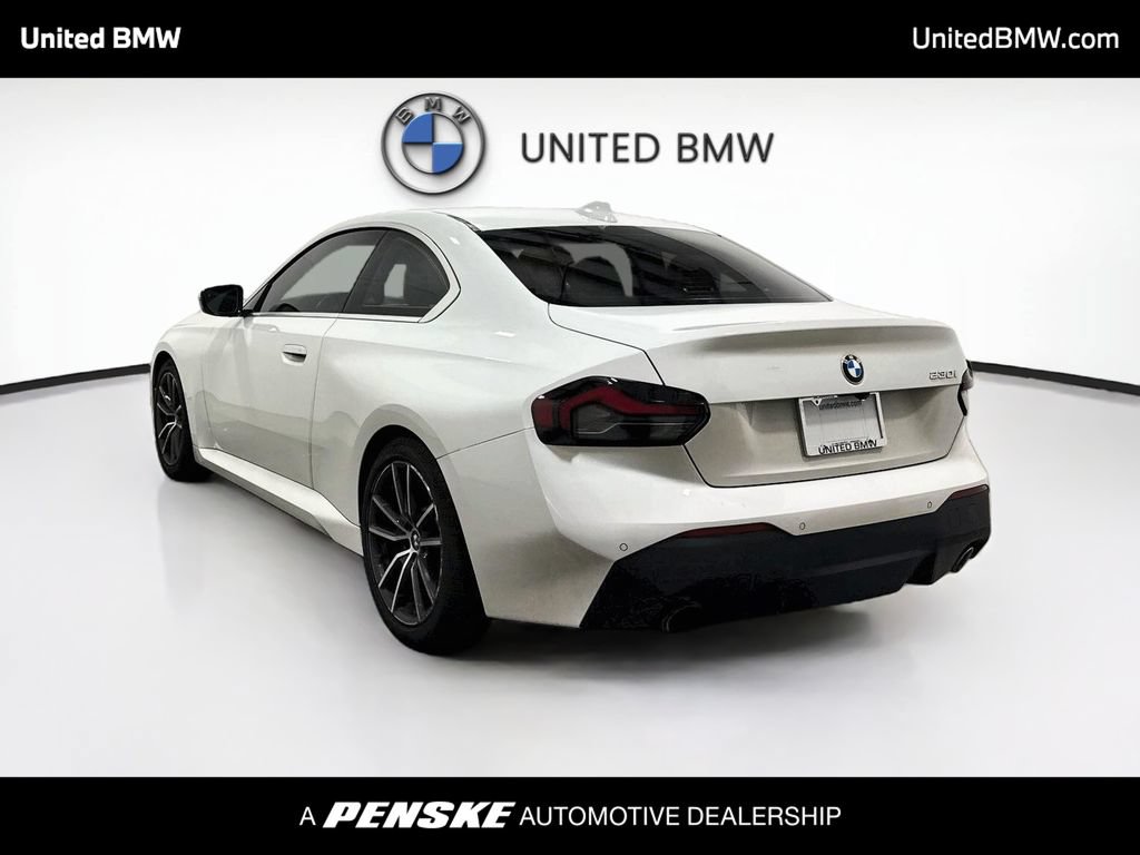 Used 2022 BMW 230i Coupe w/ Convenience Package RWD image 7