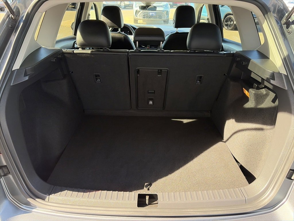 Certified 2023 Volkswagen Taos SE image 14