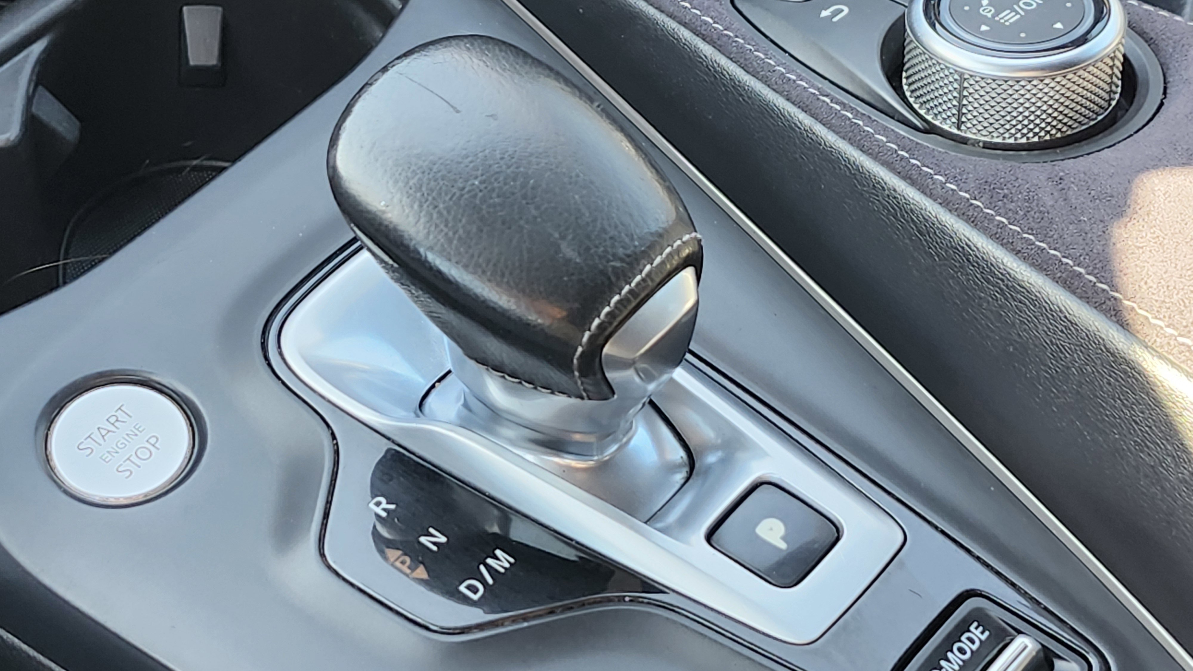 Used 2019 INFINITI QX50 Essential image 34