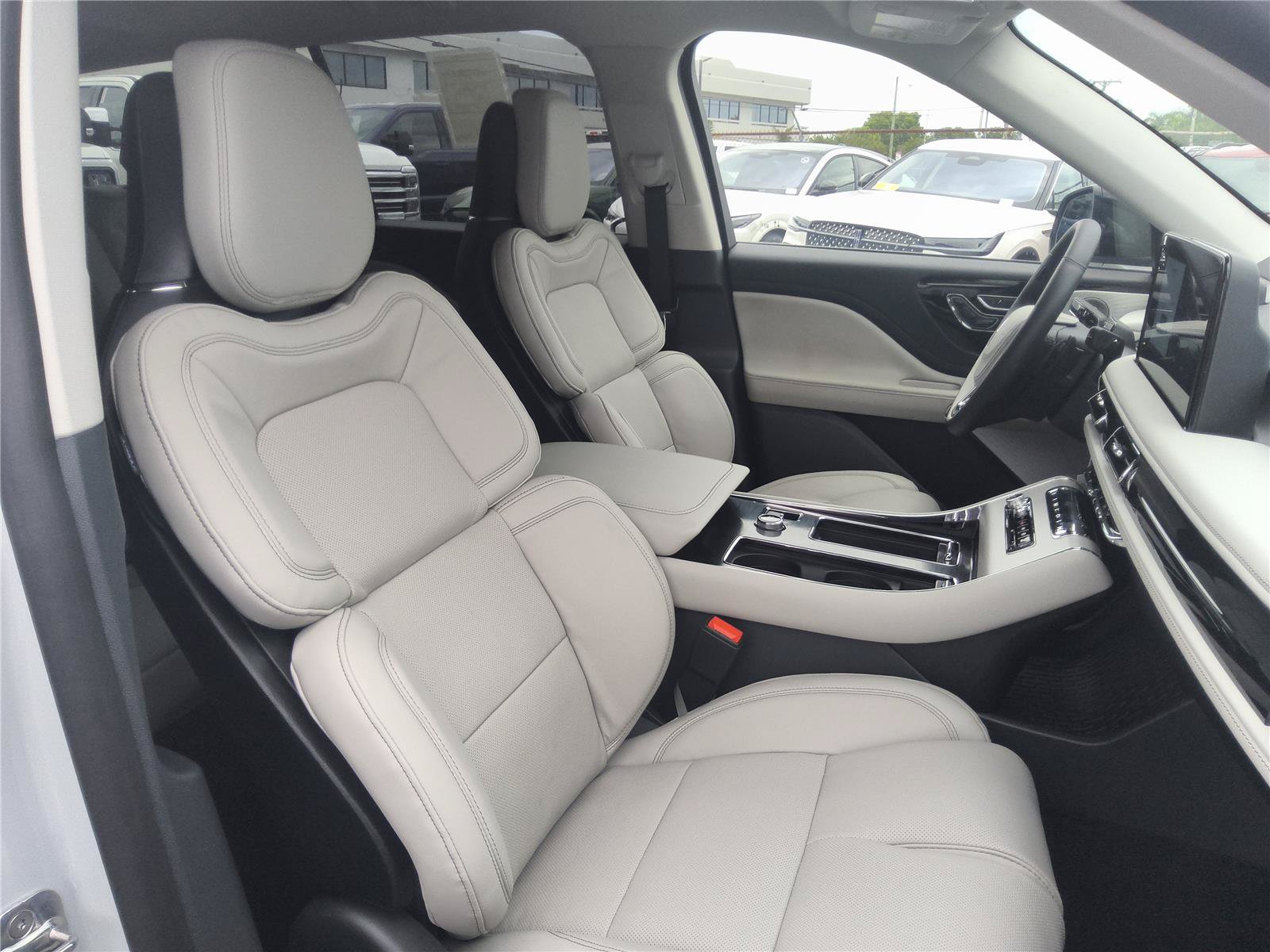 New 2027 Lincoln Aviator Reserve AWD/4WD image 33