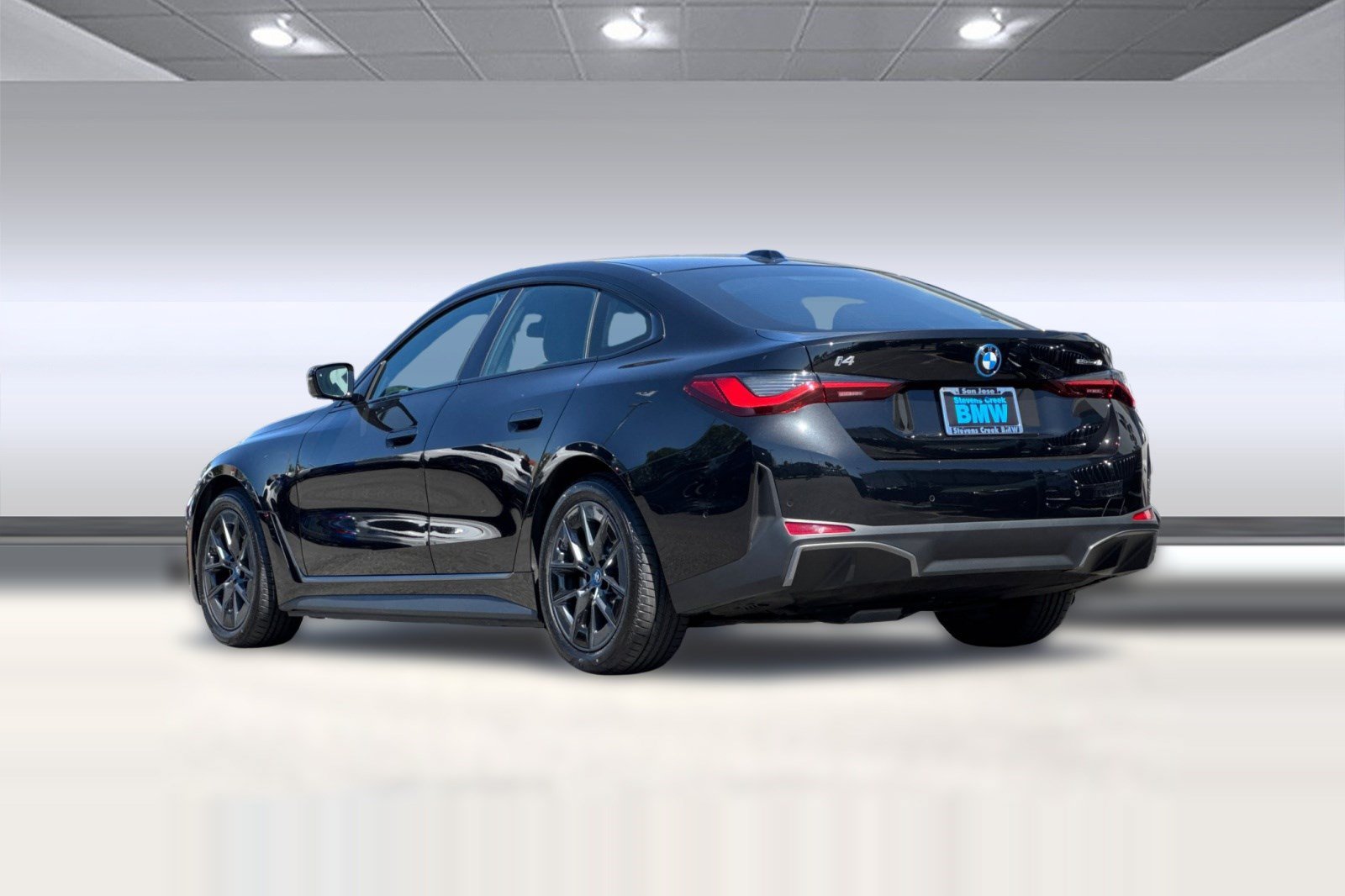 Certified 2023 BMW i4 eDrive40 w/ Premium Package RWD image 3