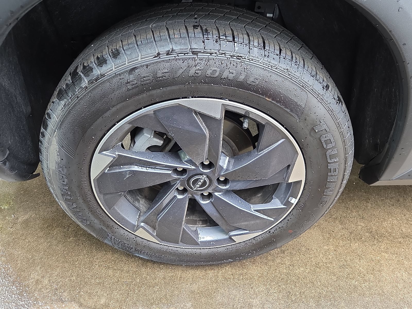 Used 2025 Nissan Rogue SV FWD image 5