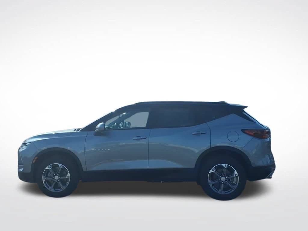 New 2026 Chevrolet Blazer LT w/ Convenience Package AWD/4WD image 7