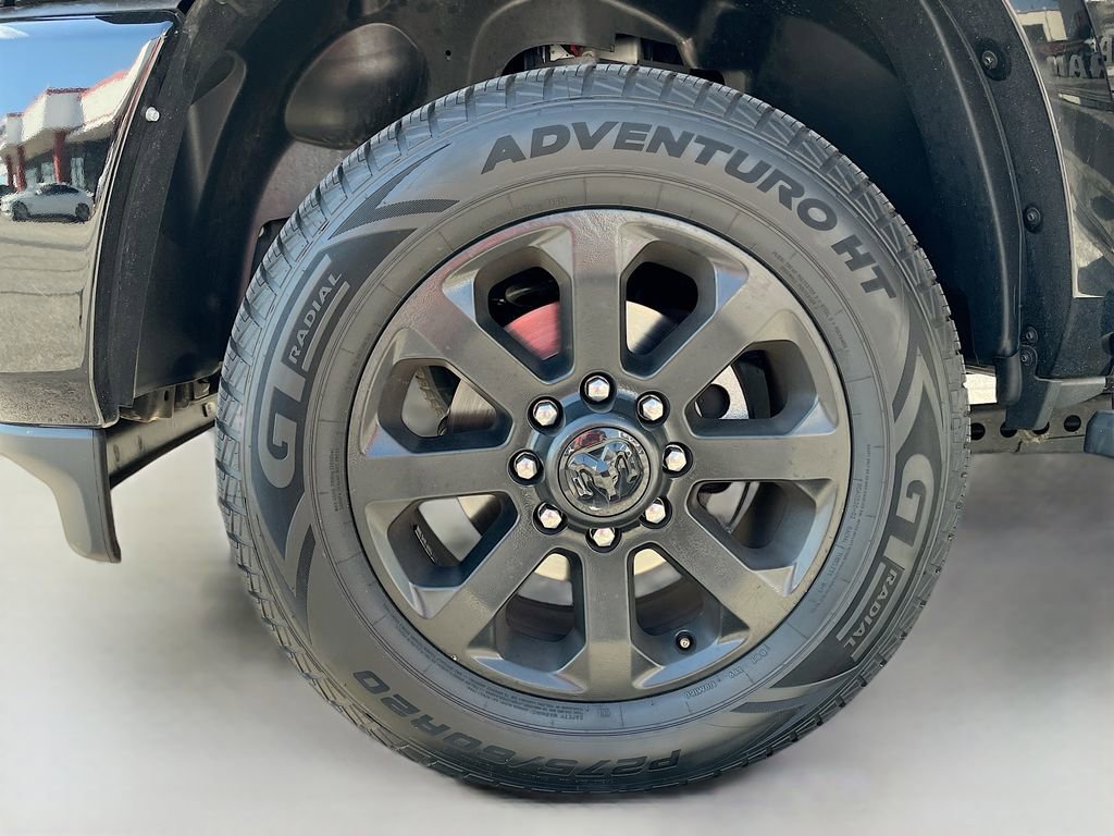 Used 2023 RAM 2500 Limited w/ Night Edition AWD/4WD image 32