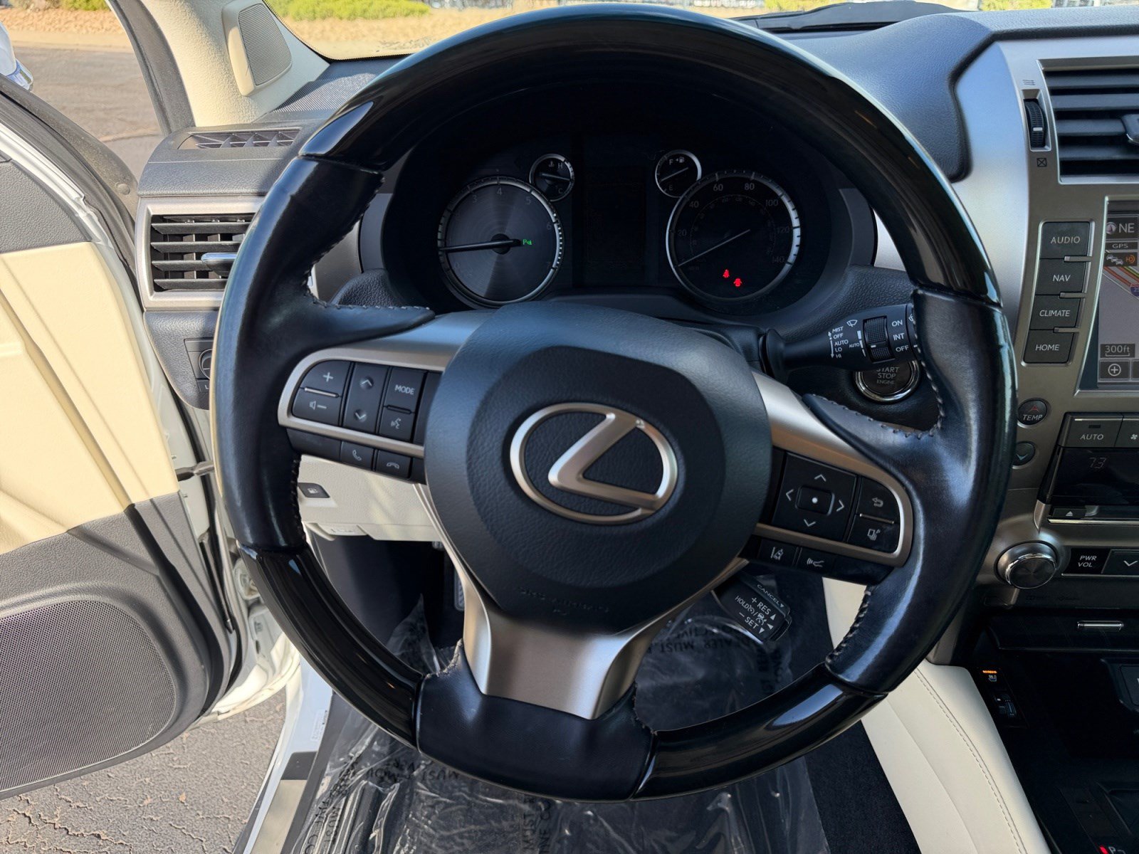 Used 2020 Lexus GX 460 Premium AWD/4WD image 9