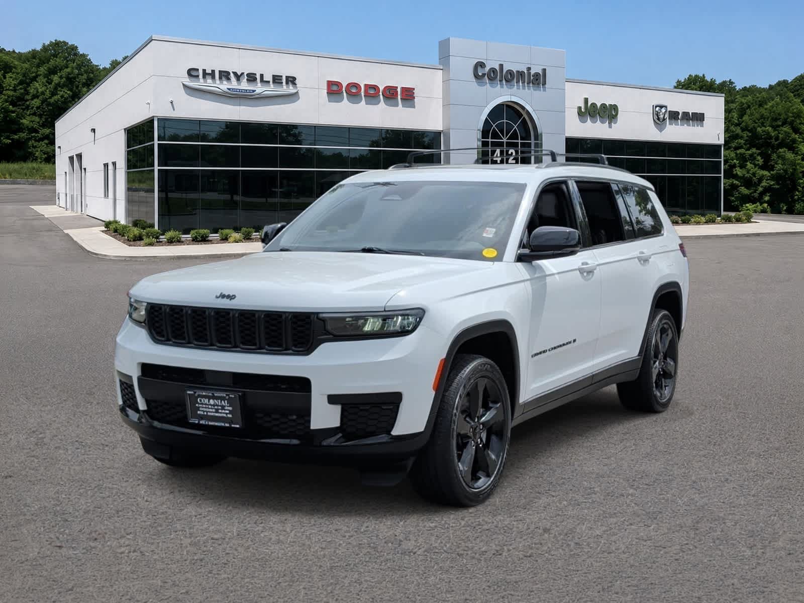 Used 2023 Jeep Grand Cherokee L Laredo