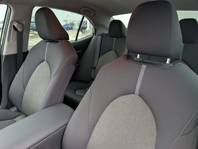 Used 2024 Toyota Camry LE FWD image 7