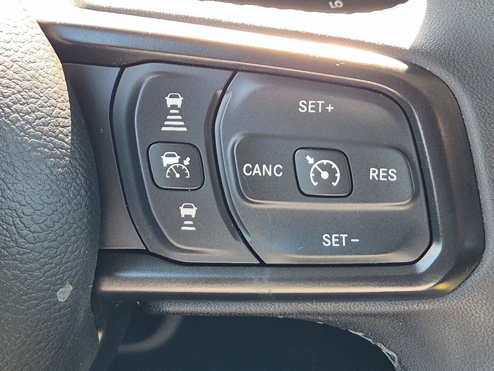 Certified 2025 Jeep Wrangler Unlimited Rubicon AWD/4WD image 26