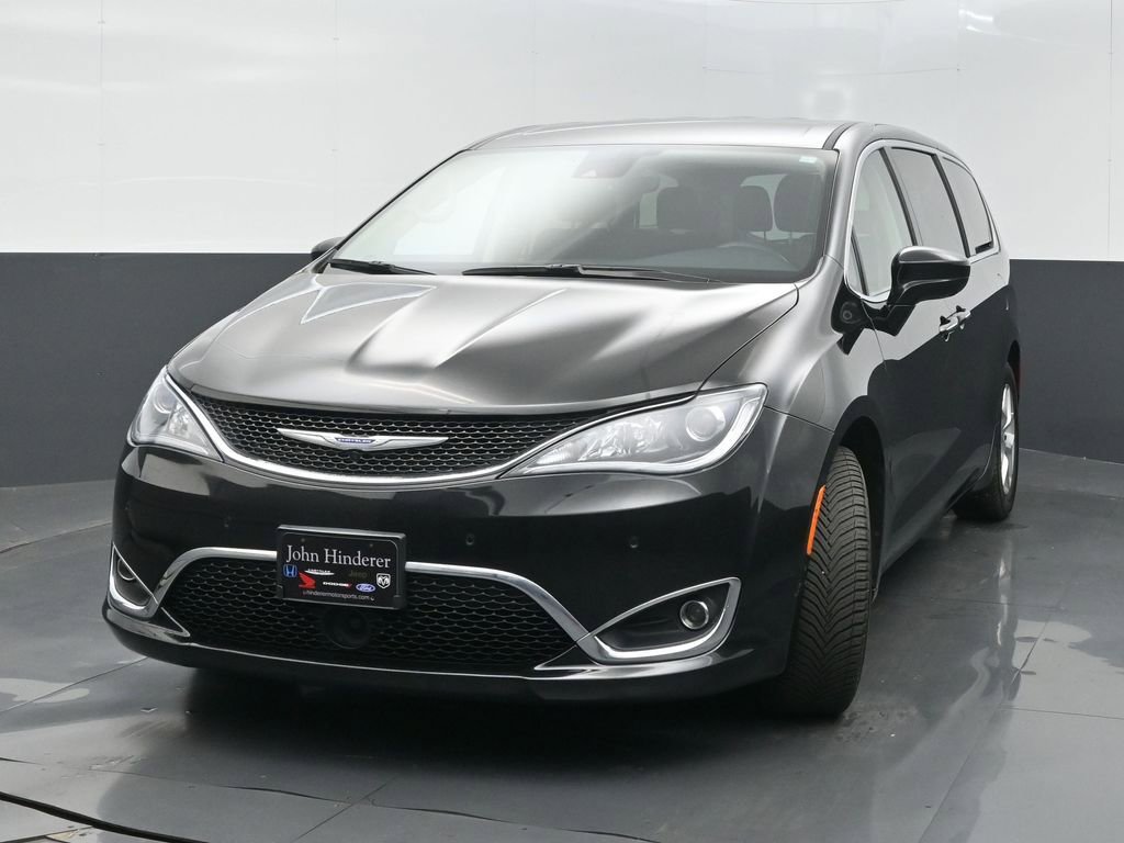 Used 2019 Chrysler Pacifica Touring Plus w/ Advanced Safetytec Group FWD image 3
