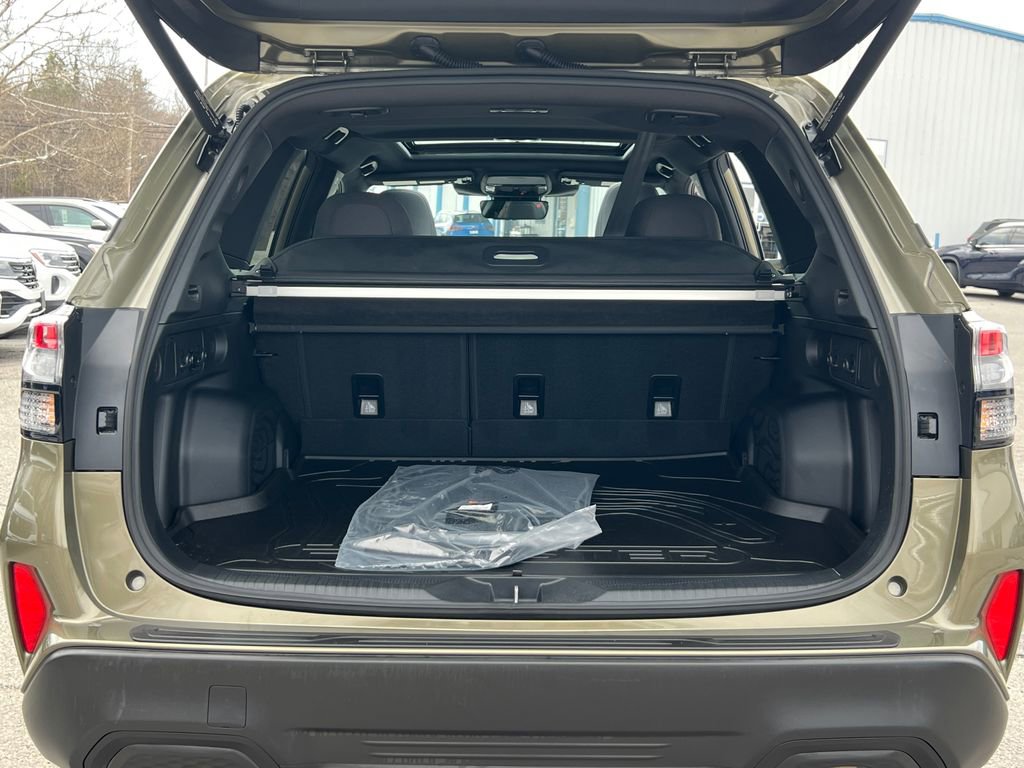 Certified 2025 Subaru Forester Premium image 15