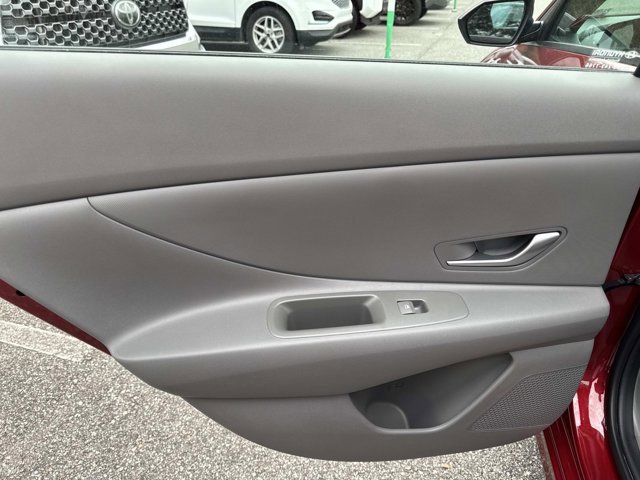 Used 2024 Hyundai Elantra SEL image 12