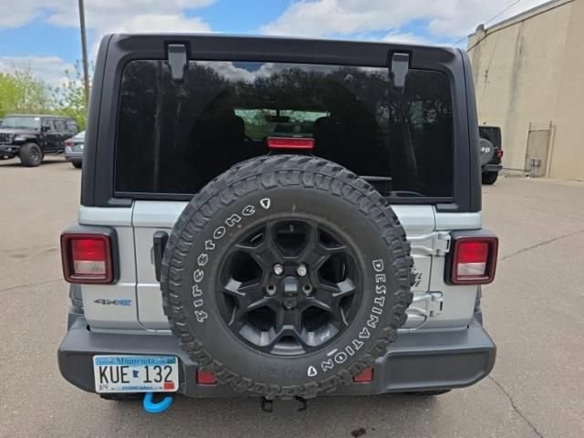 Used 2023 Jeep Wrangler Unlimited w/ Cold Weather Group AWD/4WD image 12