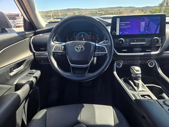Used 2024 Toyota Grand Highlander XLE FWD image 10
