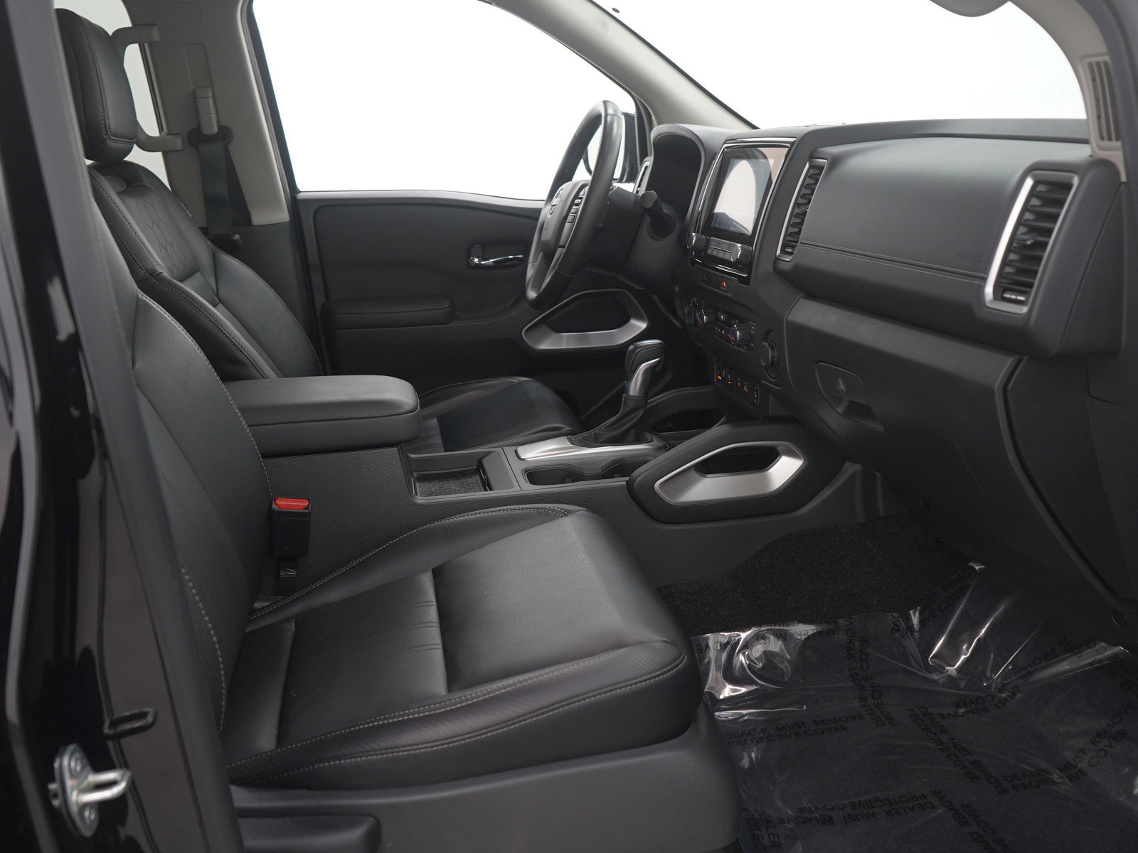 Used 2023 Nissan Frontier SV w/ SV Premium Package image 14