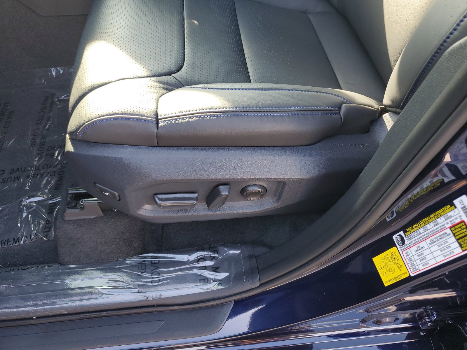 New 2026 Toyota Tundra Platinum AWD/4WD image 17