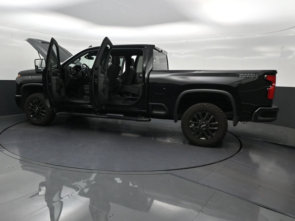 Used 2025 Chevrolet Silverado 2500 LT w/ Trail Boss Package AWD/4WD image 35