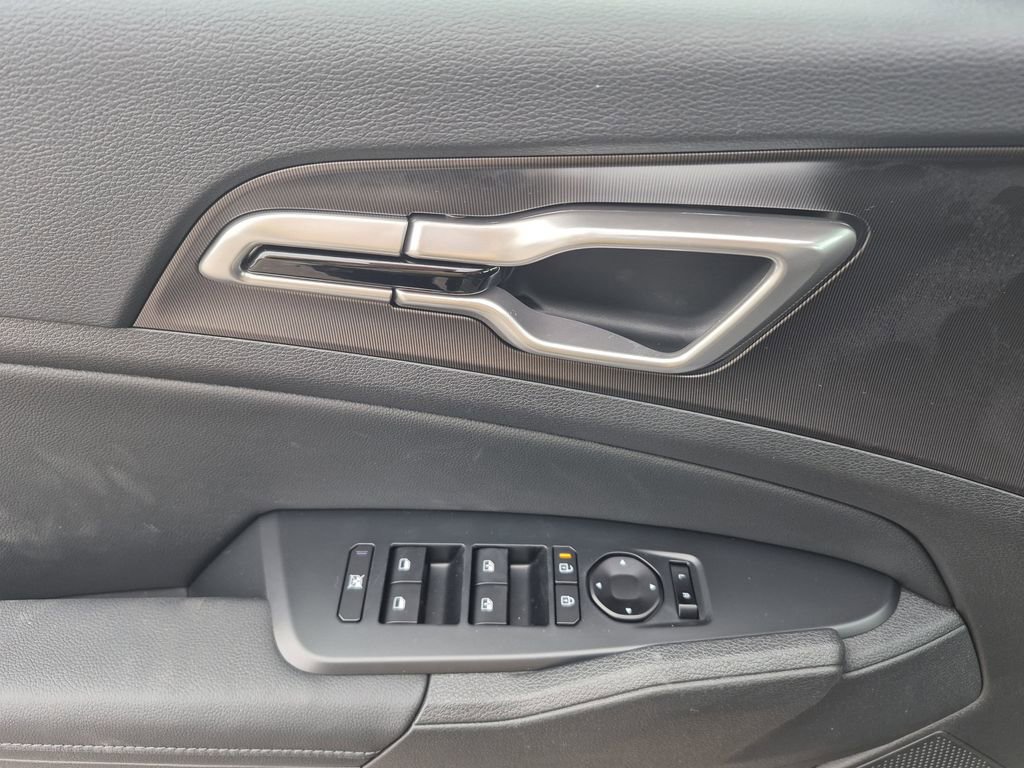 New 2026 Kia Sportage EX image 7