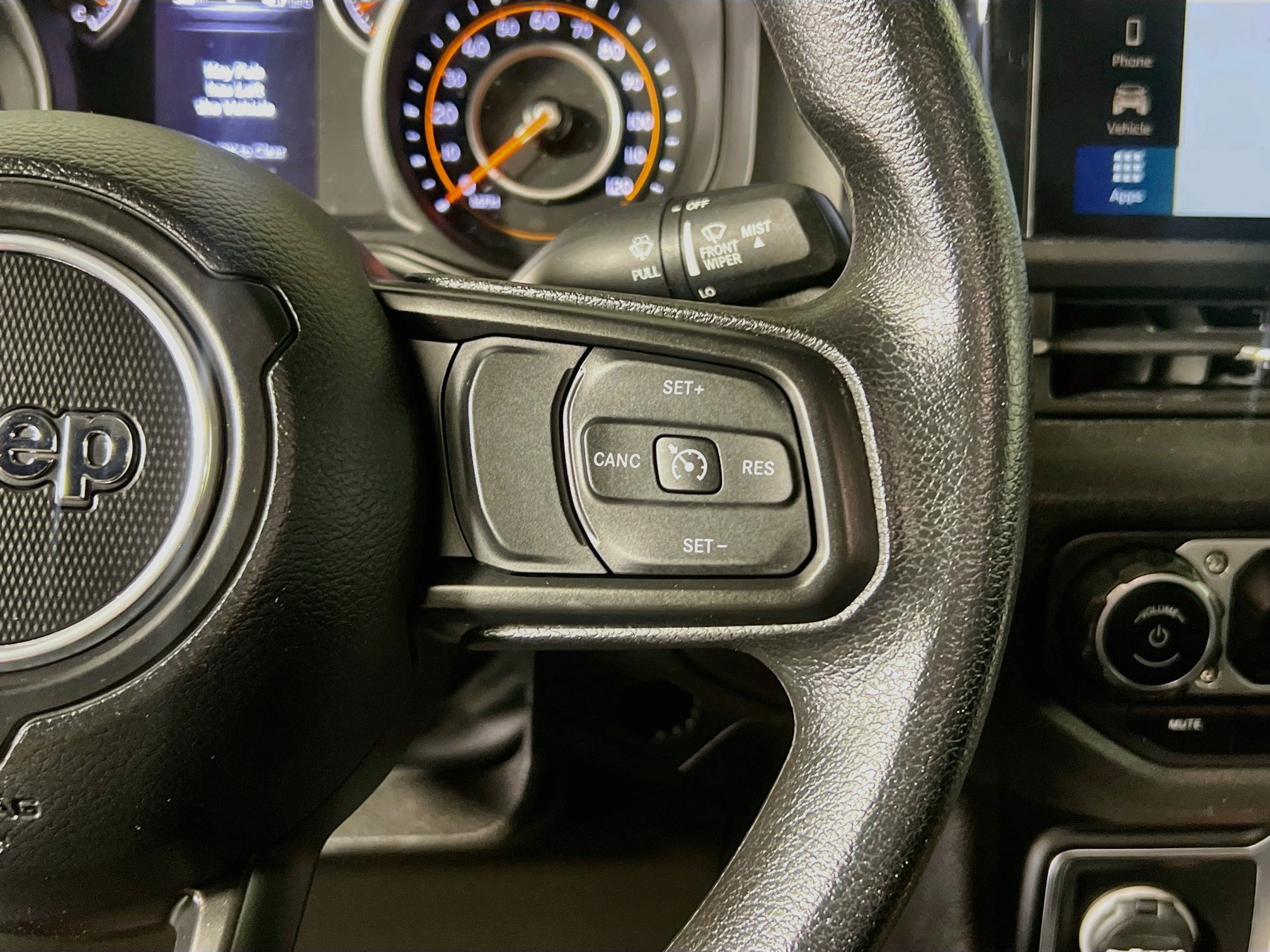 Used 2024 Jeep Gladiator Sport AWD/4WD image 19