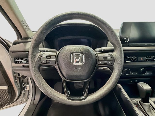 Used 2024 Honda Accord EX image 10