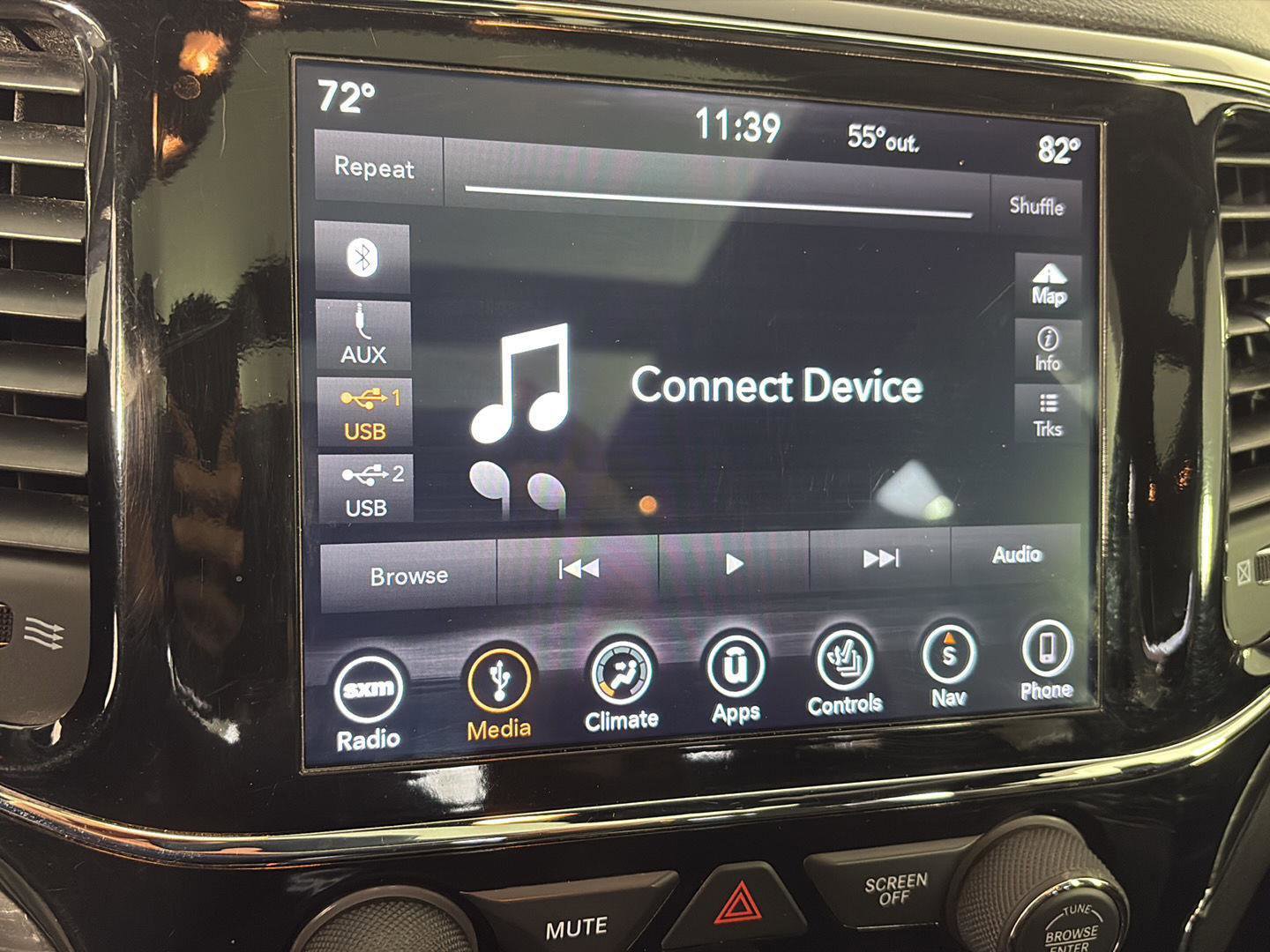 Used 2019 Jeep Grand Cherokee Limited w/ Luxury Group II image 31