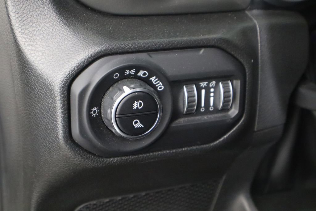 Used 2022 Jeep Gladiator Overland AWD/4WD image 22