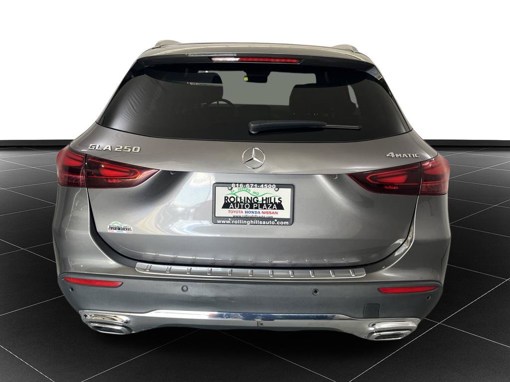 Used 2025 Mercedes-Benz GLA 250 4MATIC image 4