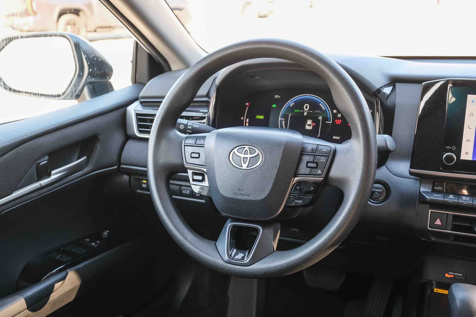 Certified 2025 Toyota Camry LE FWD image 17