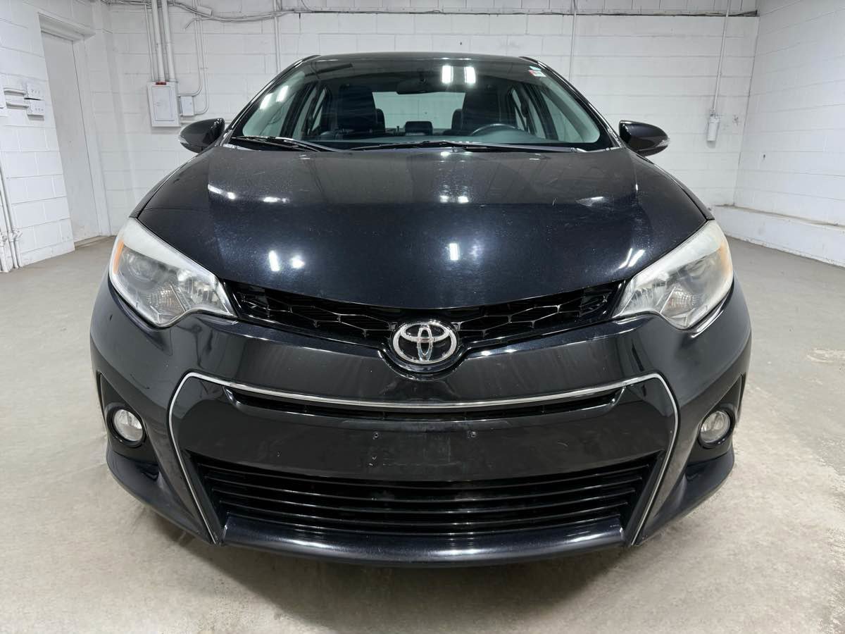 Used 2015 Toyota Corolla S image 2