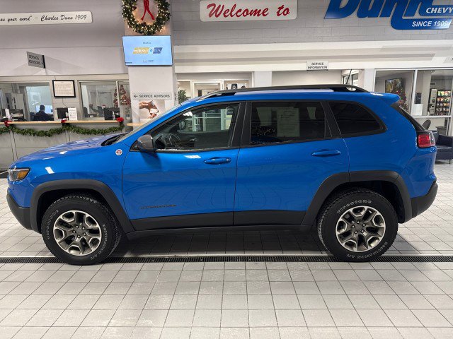 Used 2020 Jeep Cherokee Trailhawk w/ Cold Weather Group image 6