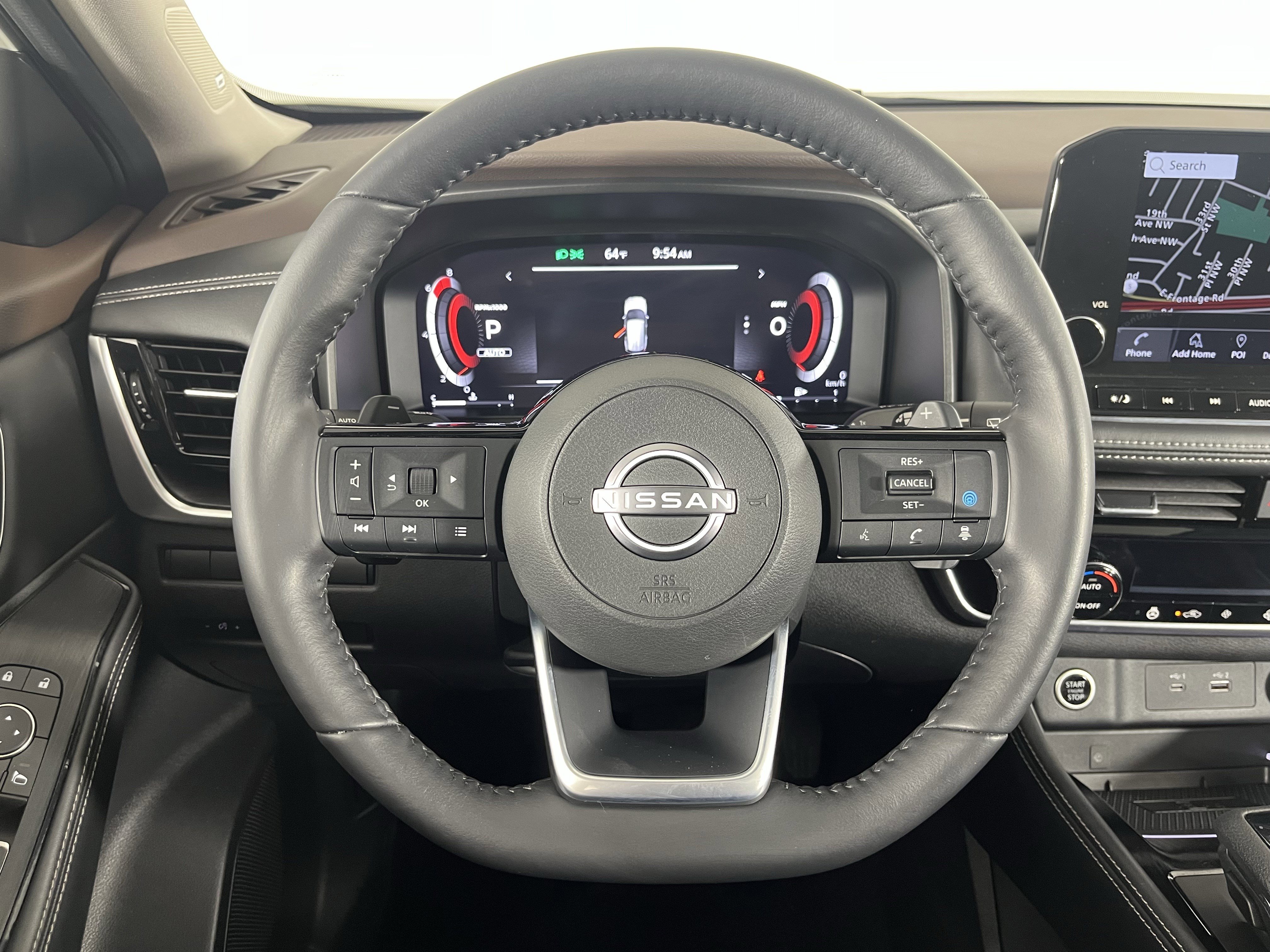 Used 2023 Nissan Rogue Platinum image 12