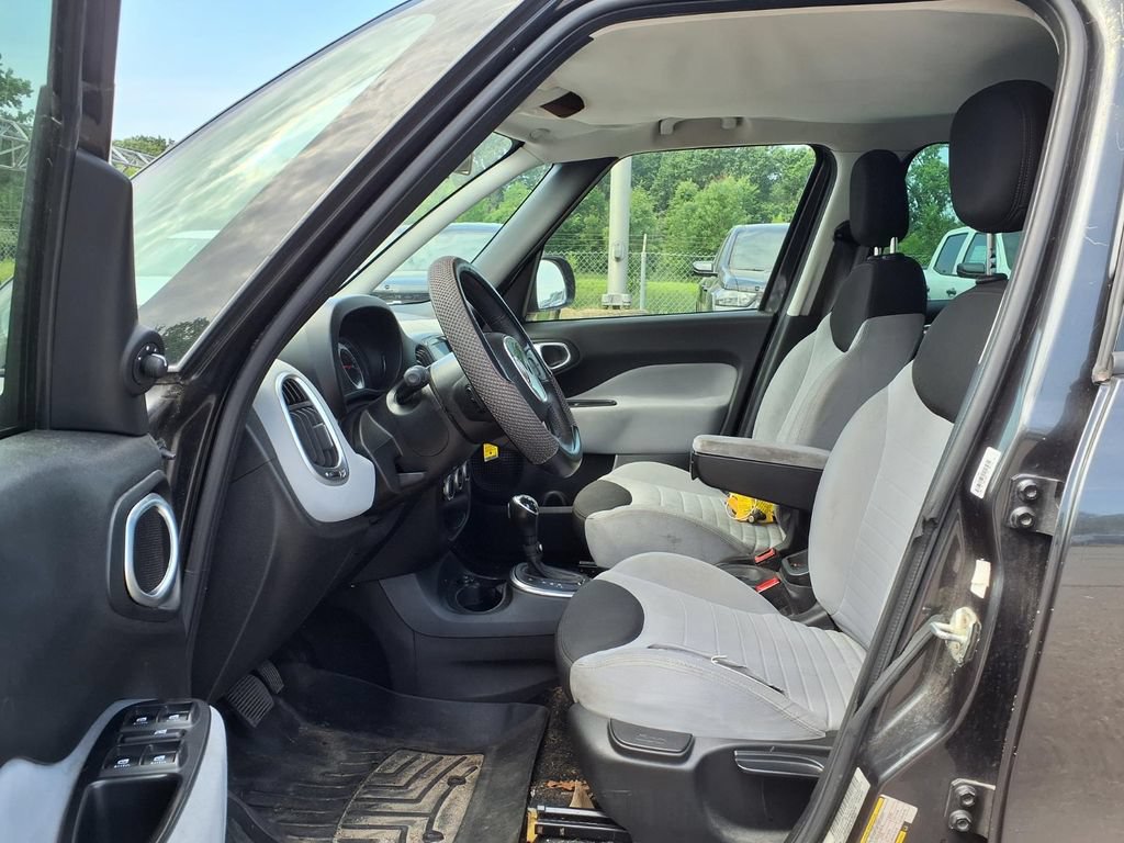Used 2014 FIAT 500L Easy FWD image 11