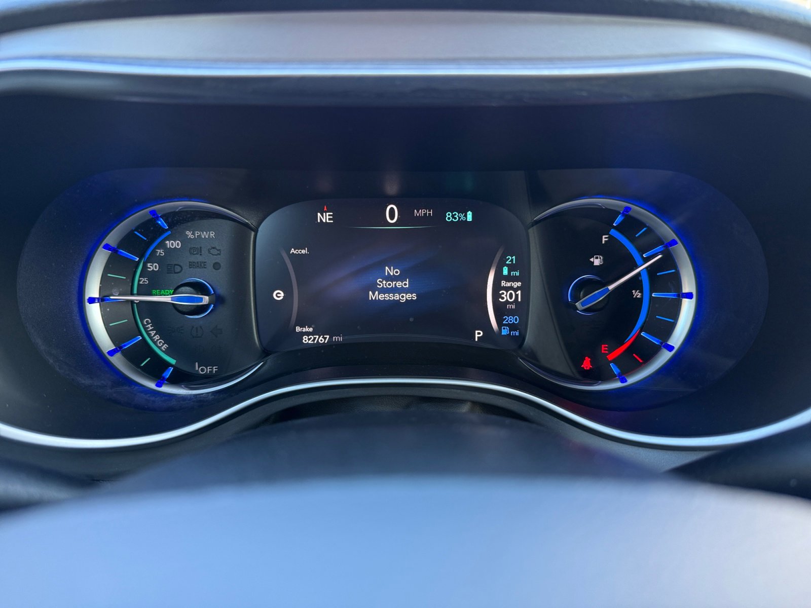 Used 2019 Chrysler Pacifica Limited w/ Advanced Safetytec Group image 11