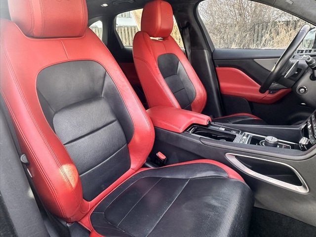 Used 2017 Jaguar F-PACE S image 20
