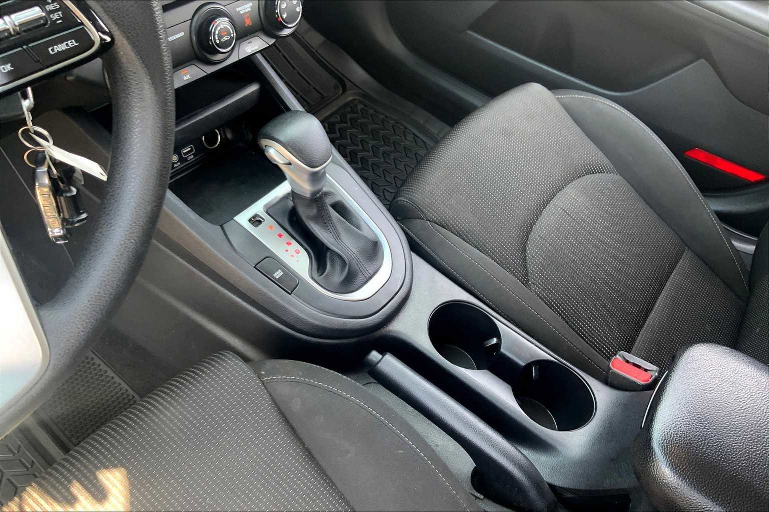 Used 2021 Kia Forte LXS image 14