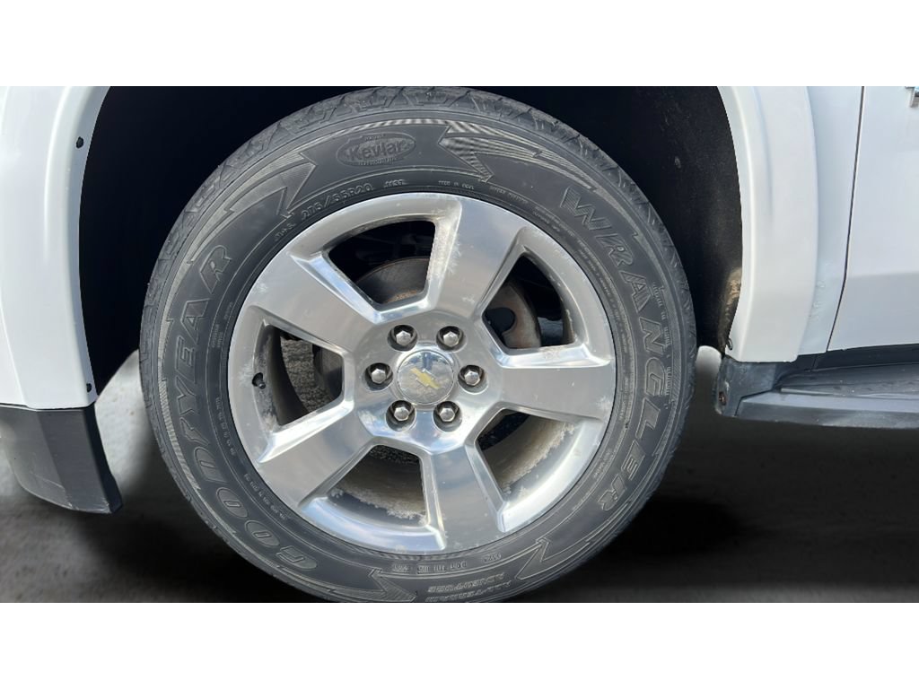 Used 2017 Chevrolet Tahoe LT w/ Luxury Package AWD/4WD image 36