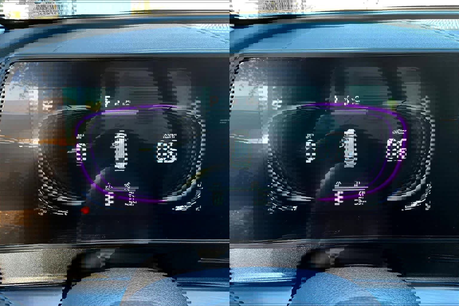 Used 2025 Kia Sportage EX image 23