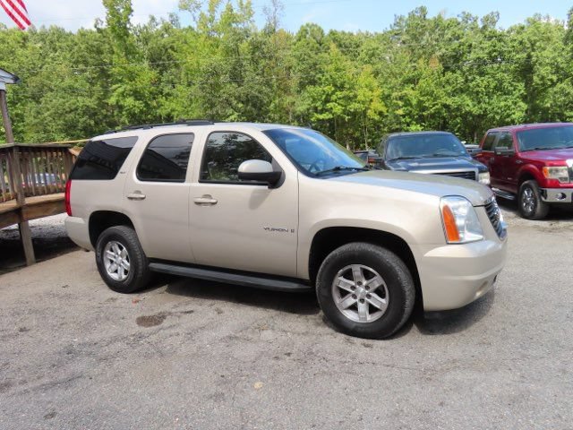 Used 2008 GMC Yukon SLT w/ SLT Preferred Equipment Group AWD/4WD image 5