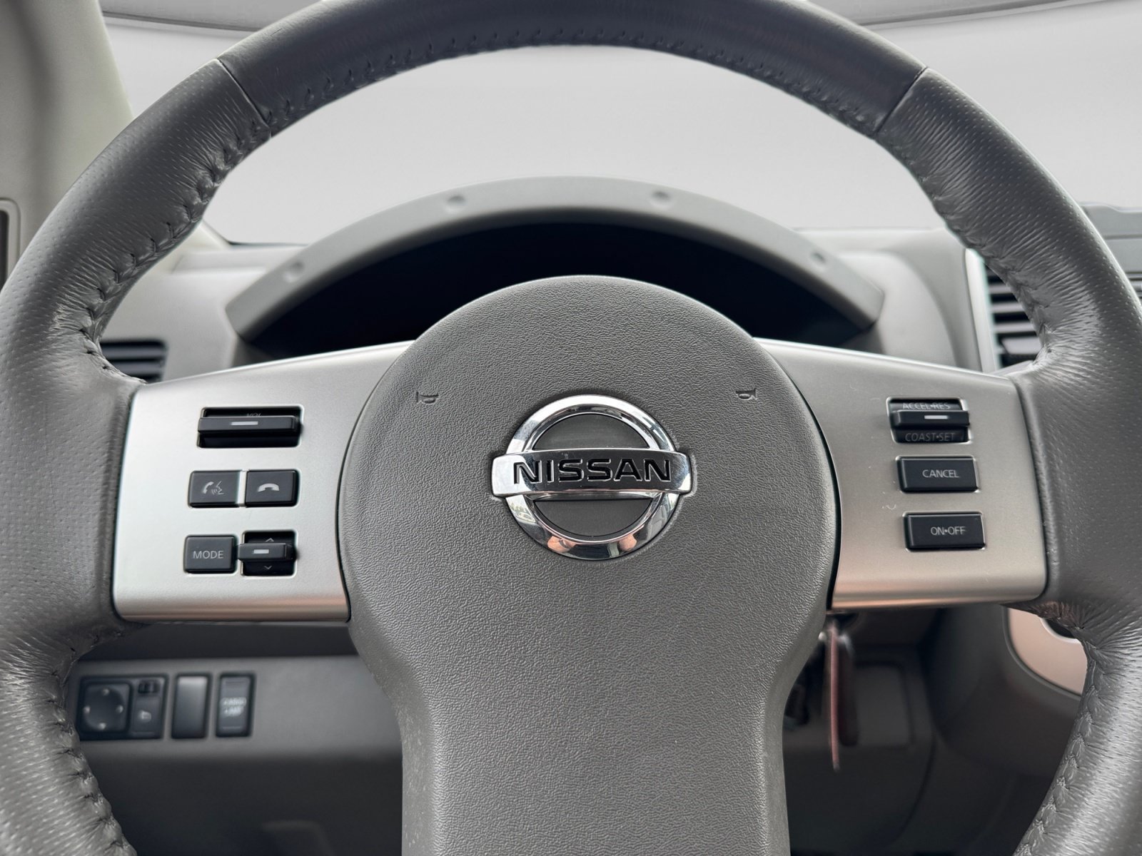 Used 2018 Nissan Frontier SV w/ Value Truck Package RWD image 16