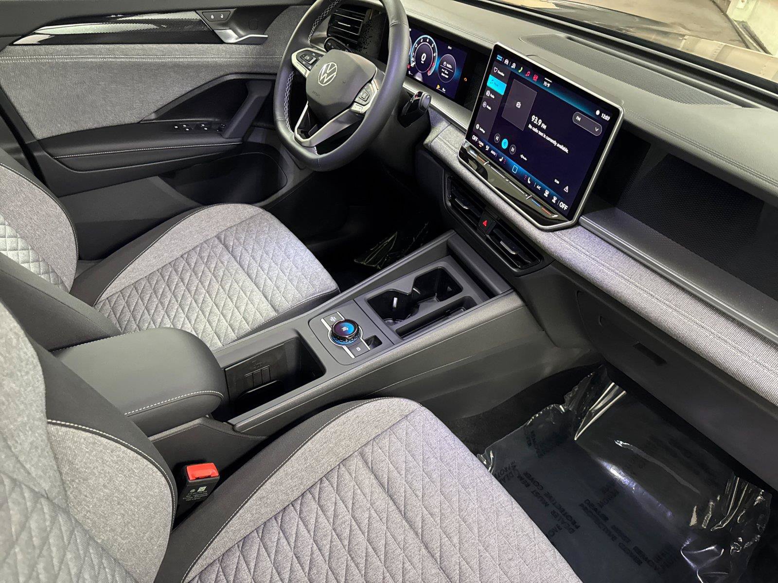 New 2026 Volkswagen Tiguan S FWD image 15