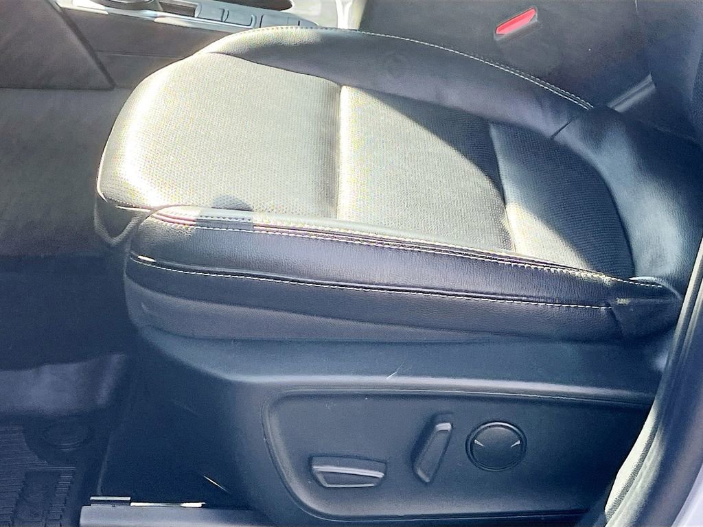 Used 2022 Ford Escape SEL w/ Technology Package AWD/4WD image 19