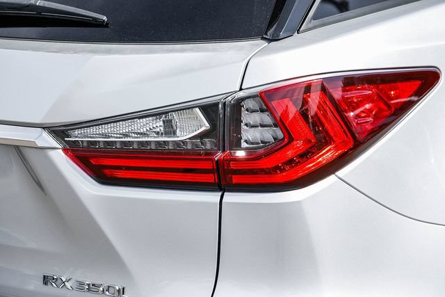 Used 2019 Lexus RX 350L Luxury FWD image 10