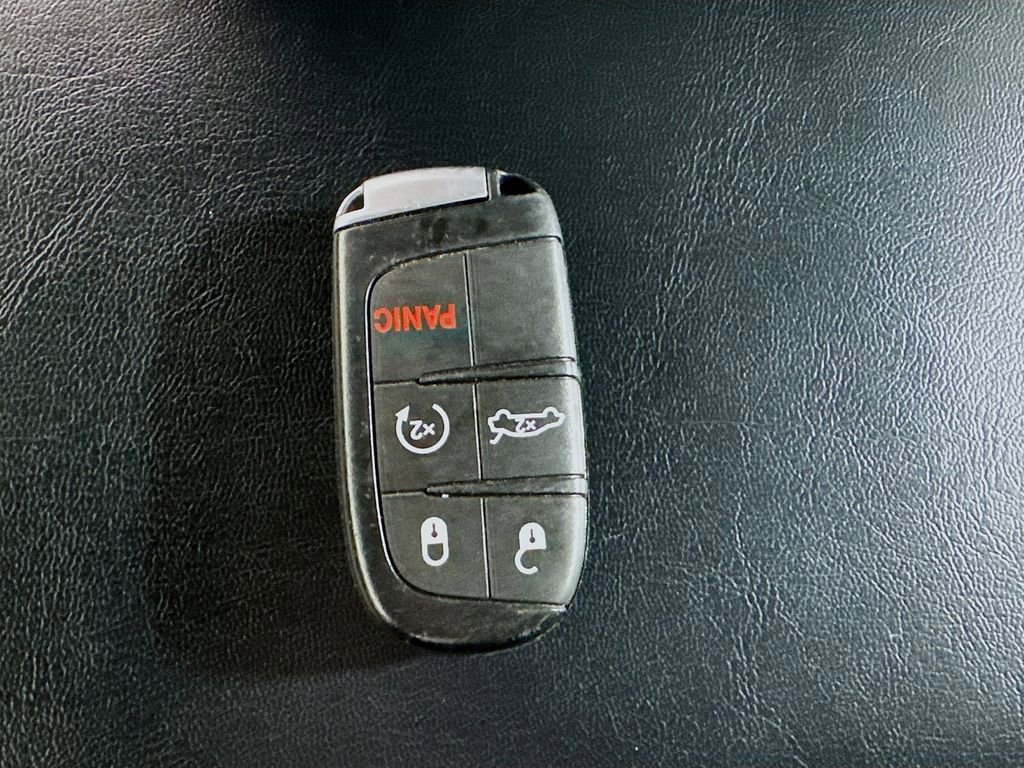 Used 2022 Dodge Charger Scat Pack RWD image 35