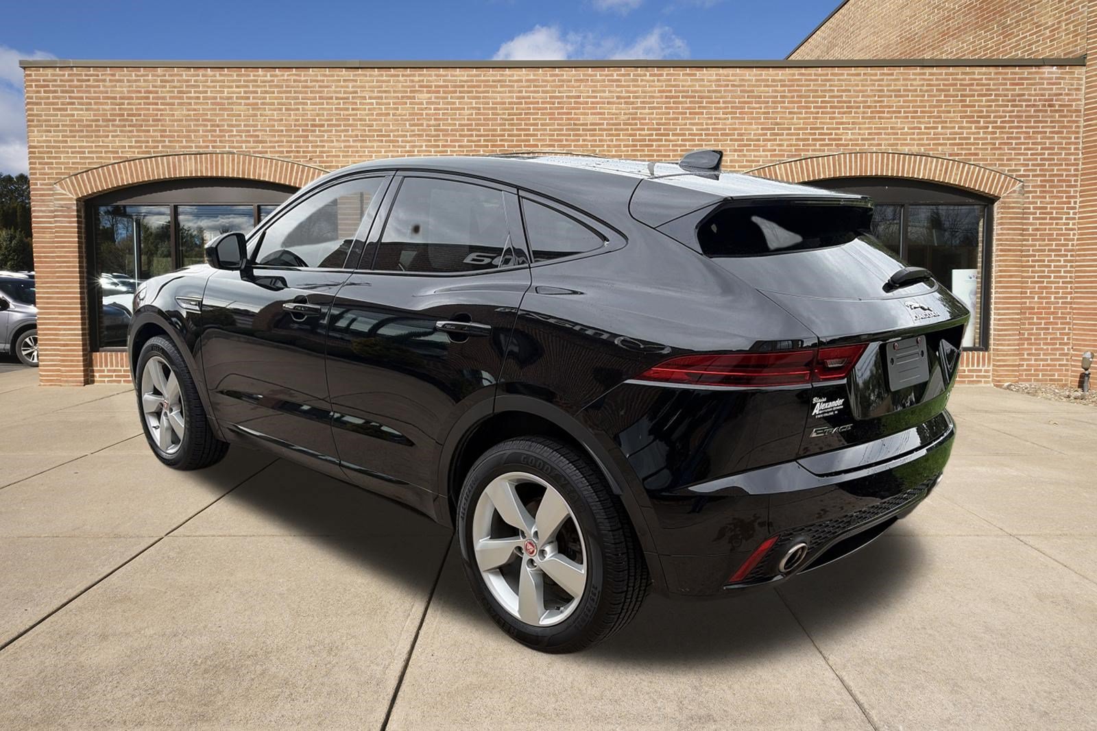Used 2019 Jaguar E-PACE R-Dynamic SE AWD/4WD image 6