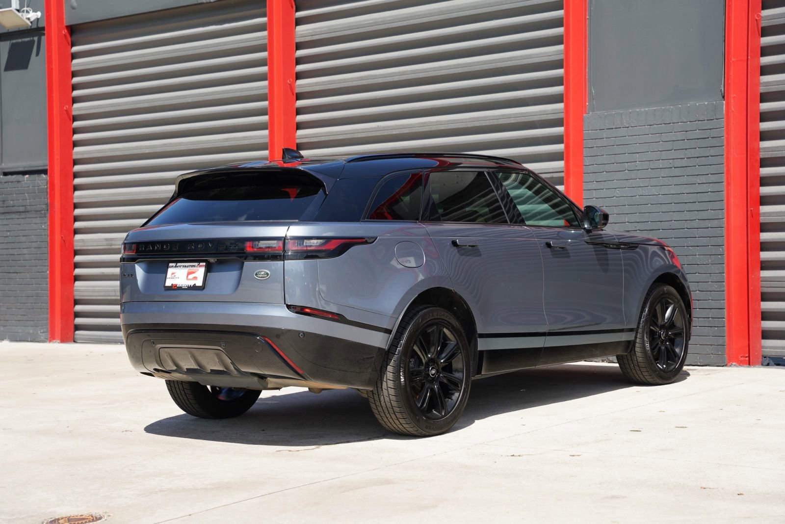Used 2023 Land Rover Range Rover Velar R-Dynamic S AWD/4WD image 9